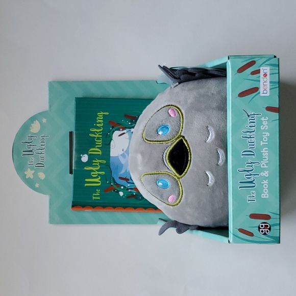 Bendon Other - NWT Ugly Duckling Book/Squishees Plush Toy